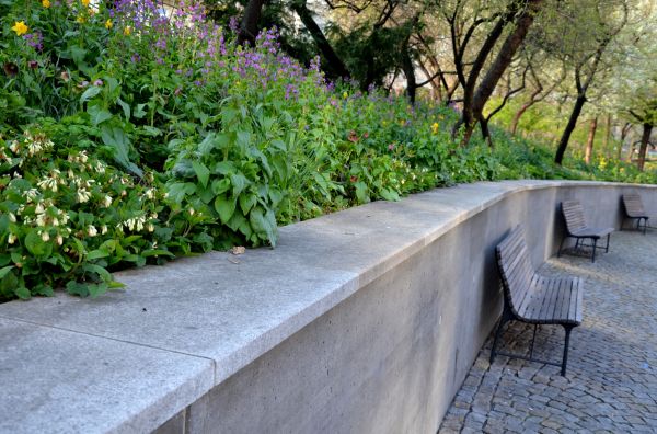 Concrete Retaining Wall Service in Evansville